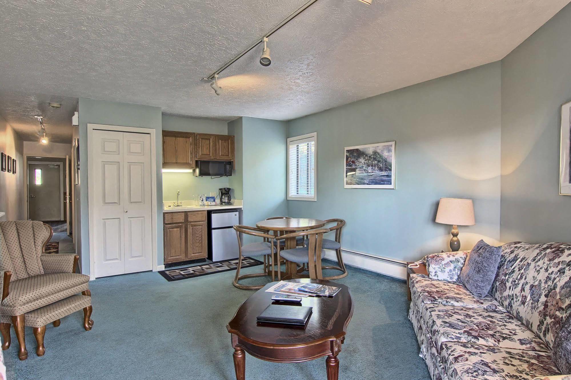 Pointes North Inn Charlevoix Luaran gambar